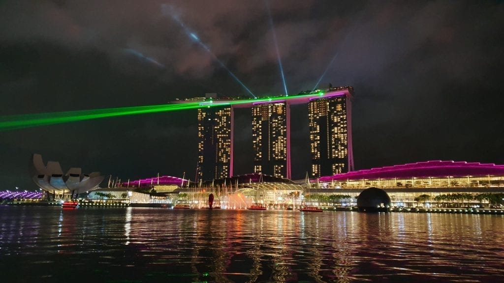 Photos of Marina sands bay in Singapore at night is a big attraction.