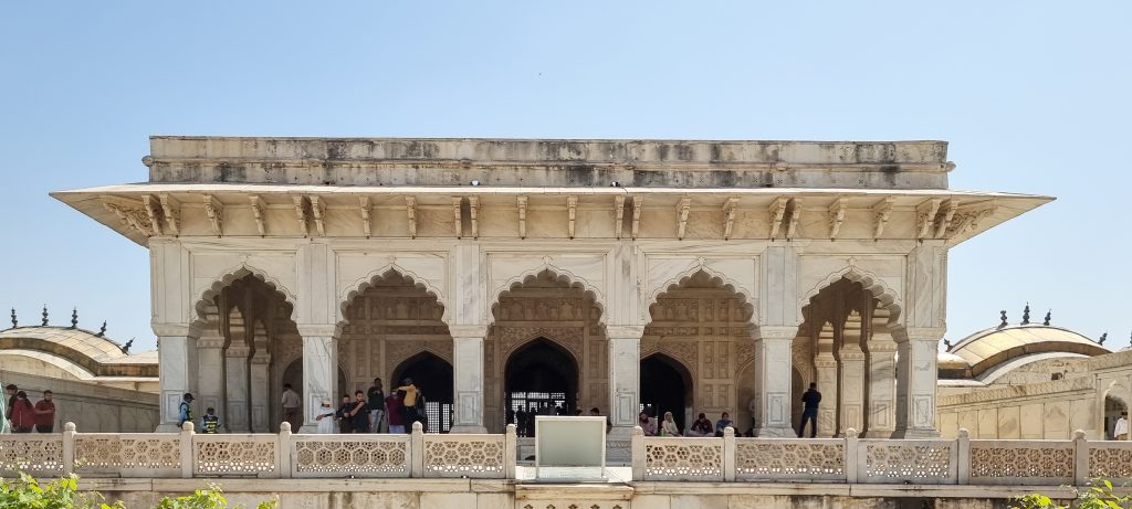 Diwan in Khas in Agra fort