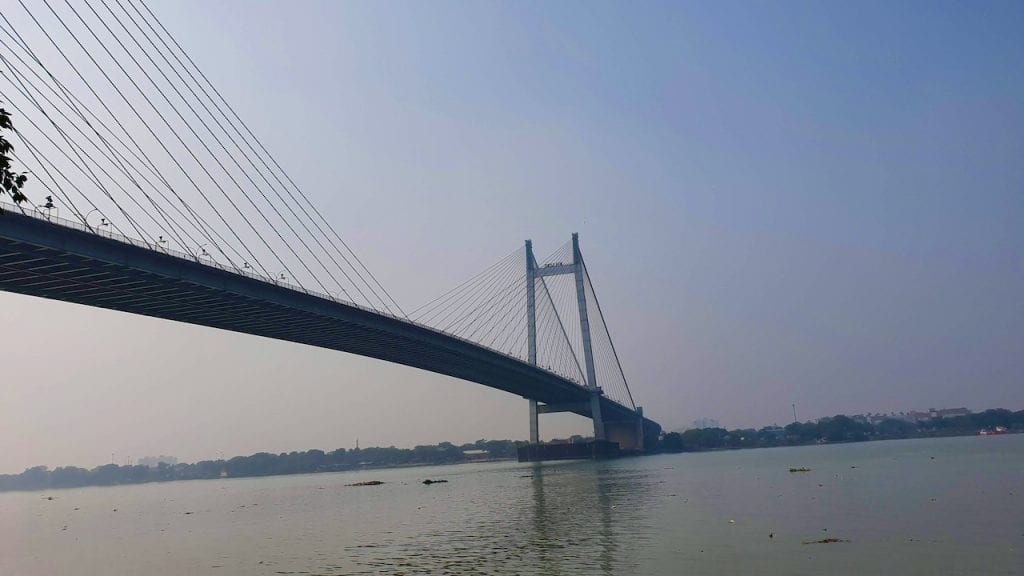 Hooghly bridge is one of the top places to Visit in Kolkata.  