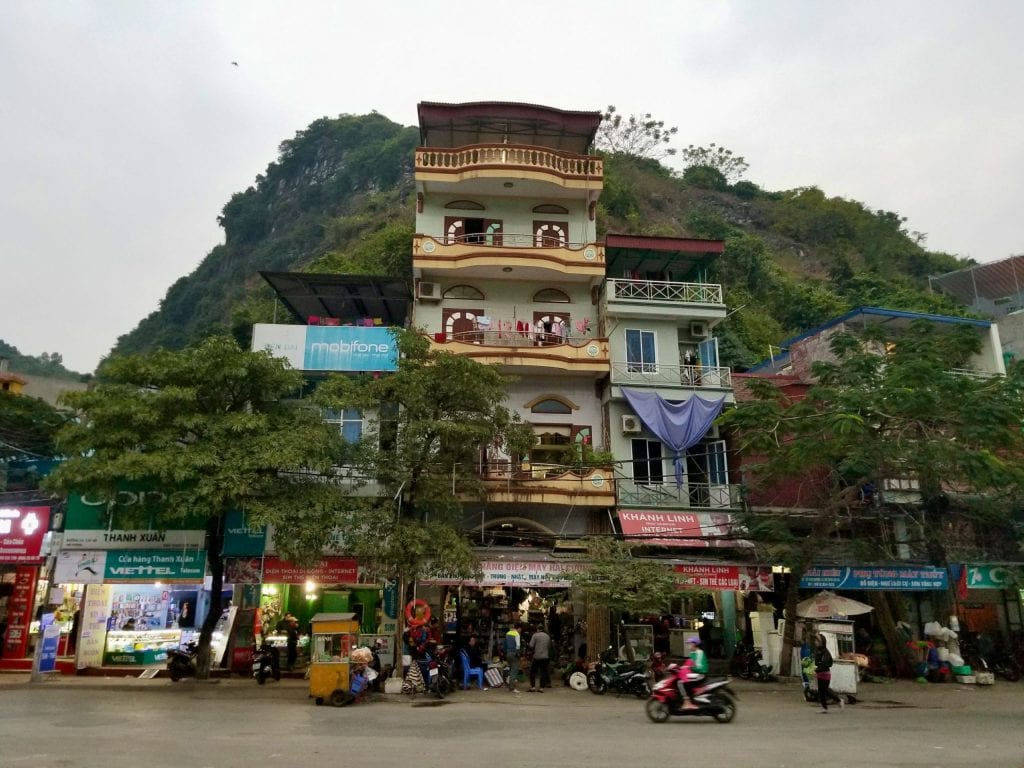 Building in Cat Ba