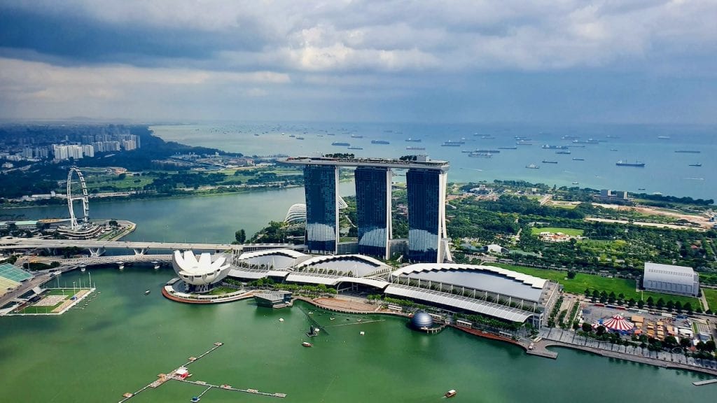 Skyline of Singapore can be best seen from the rooftop of 1-altitude bar.