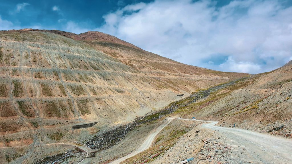 Road to Chandra Taal Lake in Spiti Valley. 