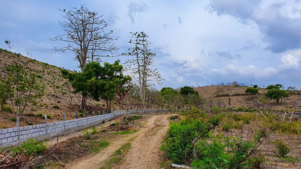 Entrance to Paradise Beach in Lombok