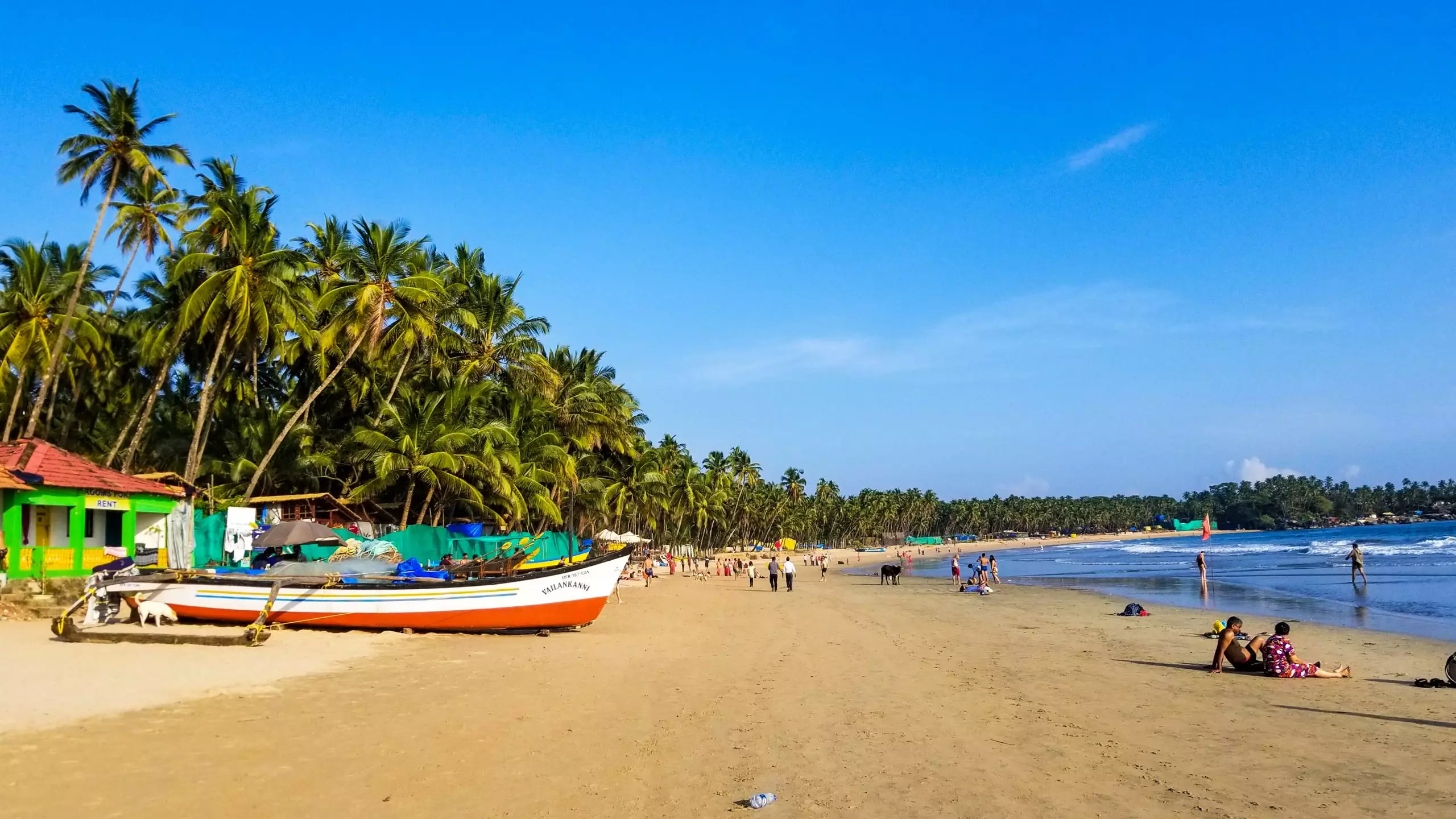 places-to-visit-in-south-goa-a-walk-in-the-world-agonda-palolem