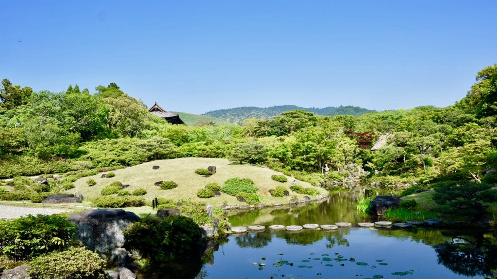 Isuien Garden in Kyoto should be on your 3 day Kyoto Itinerary. 