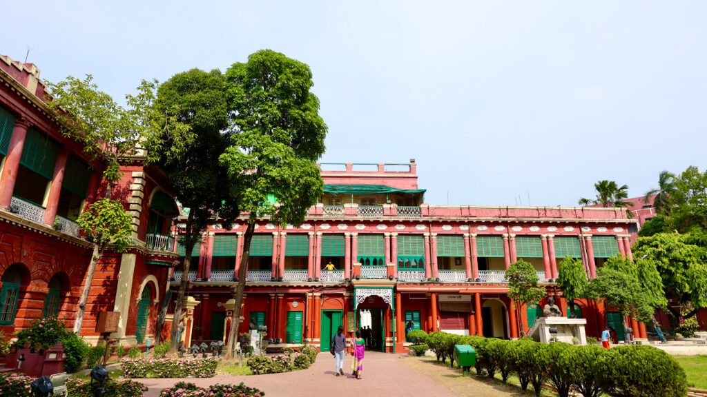 Front view of Jorasanko Thakur Bari