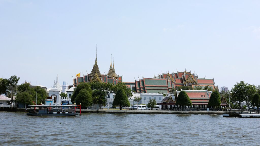 Bangkok dengan Perahu